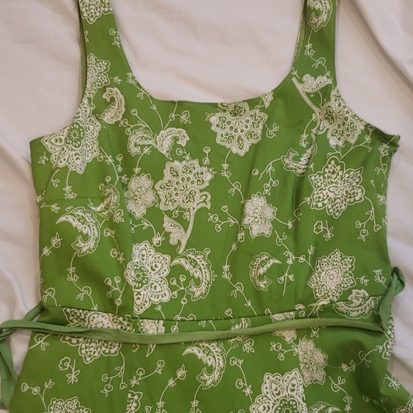 Lime green fit and flare dress - Picture 2 of 5
